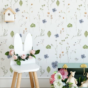 Papier peint fleuri. Collection 2021. Couleur : Originale. Peler et coller ou traditionnel. Mur d’accent. Plusieurs couleurs disponibles. *