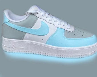 Custom Lightblue/Grey Airforce 1 (Painted)