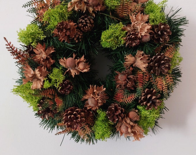Fall wreath pine cones hazelnuts moss