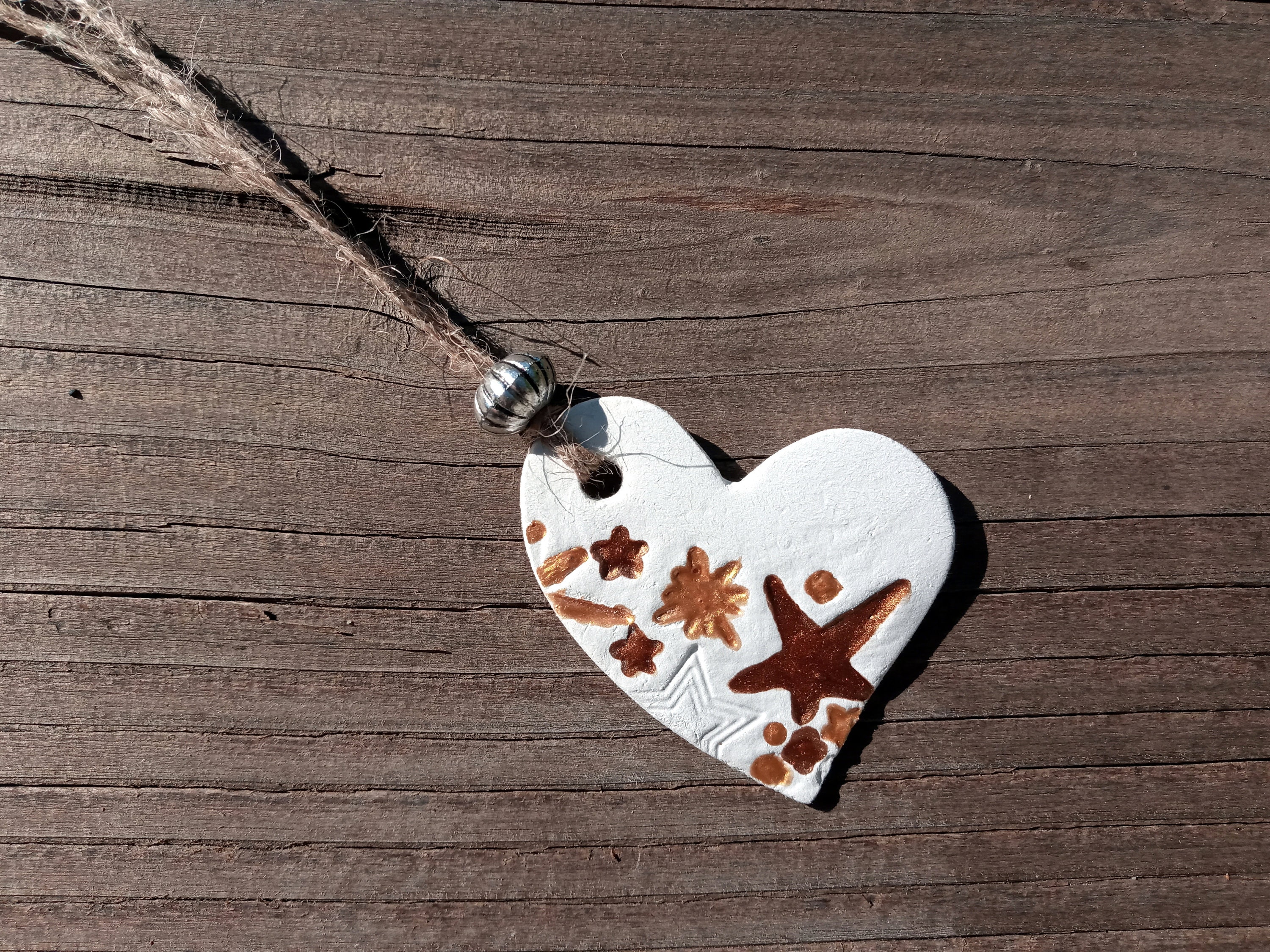 Suspension Décoration Cœur Blanc Or Diffuseur Parfum