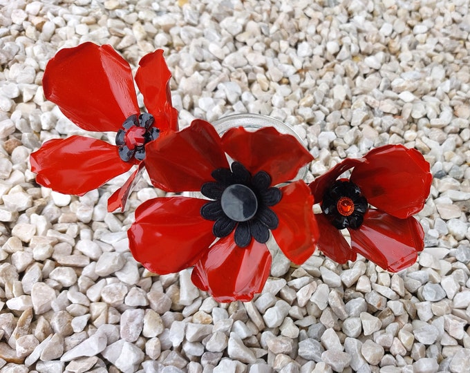 Poppies flowers for interior exterior metal decoration