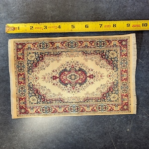Miniature Doll House Rug 9.5 x 6