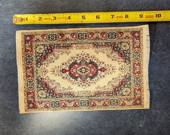 Miniature Doll House Rug 9.5 x 6