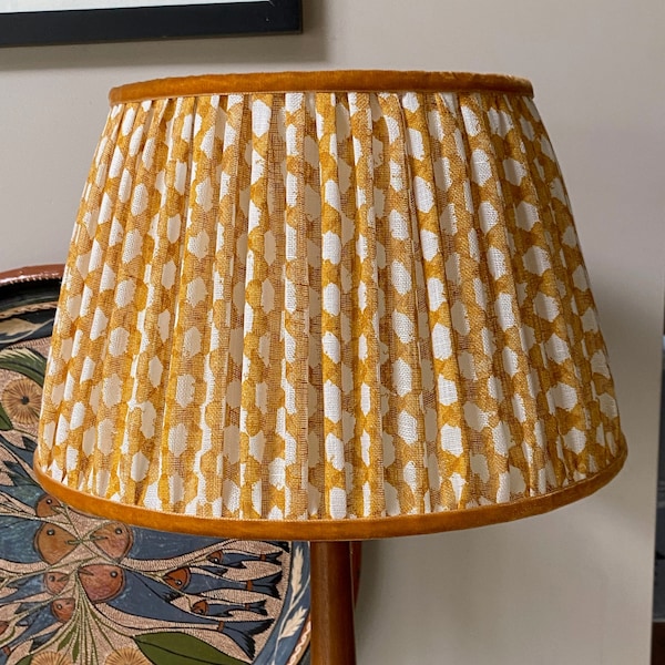 12" gathered lampshade in Fermoie 'Wicker' fabric