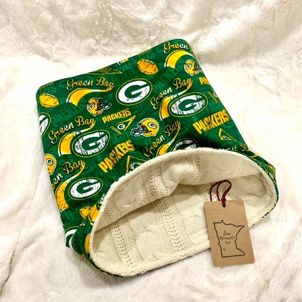 Green Bay Packers Cable Knit Cowl Scarf | youth pre-teen/teen/ small adult sizes | winter scarf  | NFL licensed fabric | unique find | gift
