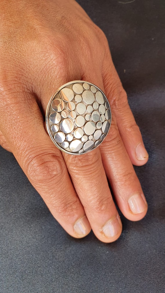 Silver Armadillo ring R1 p ethnochic-casual-elegant large size glamorous sculptural riverbed decoration
