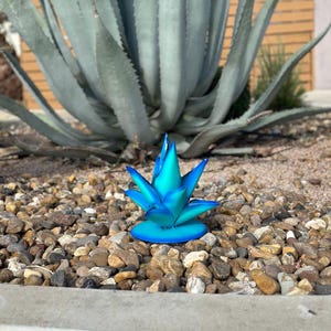 Vibrant Blue Mini Metal Agave Sculpture - Garden Decor