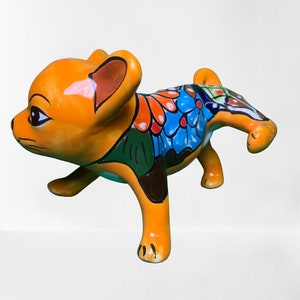 Chihuahua pipì in ceramica Talavera - Talavera Yard Art - Etsy Italia