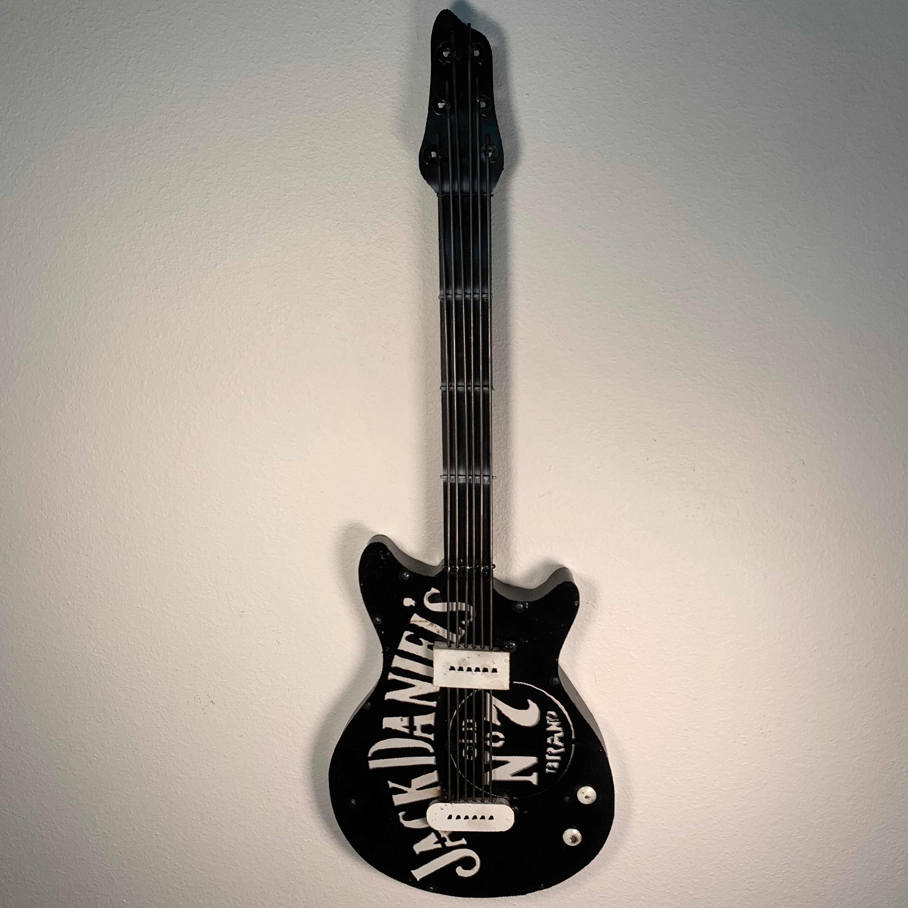 Jack Daniels 7 Wall Decoration Guitar 