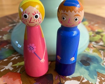 Ben and Holly Peg Dolls