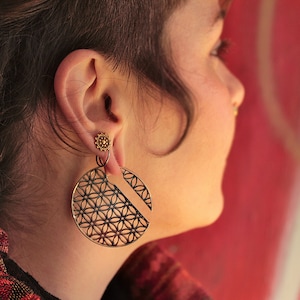 Tribal Ear Weights | Flower of Life Keyhole Weights | Ear Hangers | Ear Gauges | Alternative Jewelry | Brass 7mm Pair