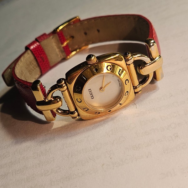 Vintage 18kt Gold Plated Gucci Ladies Watch Model 6300L Watch in Mint Condition