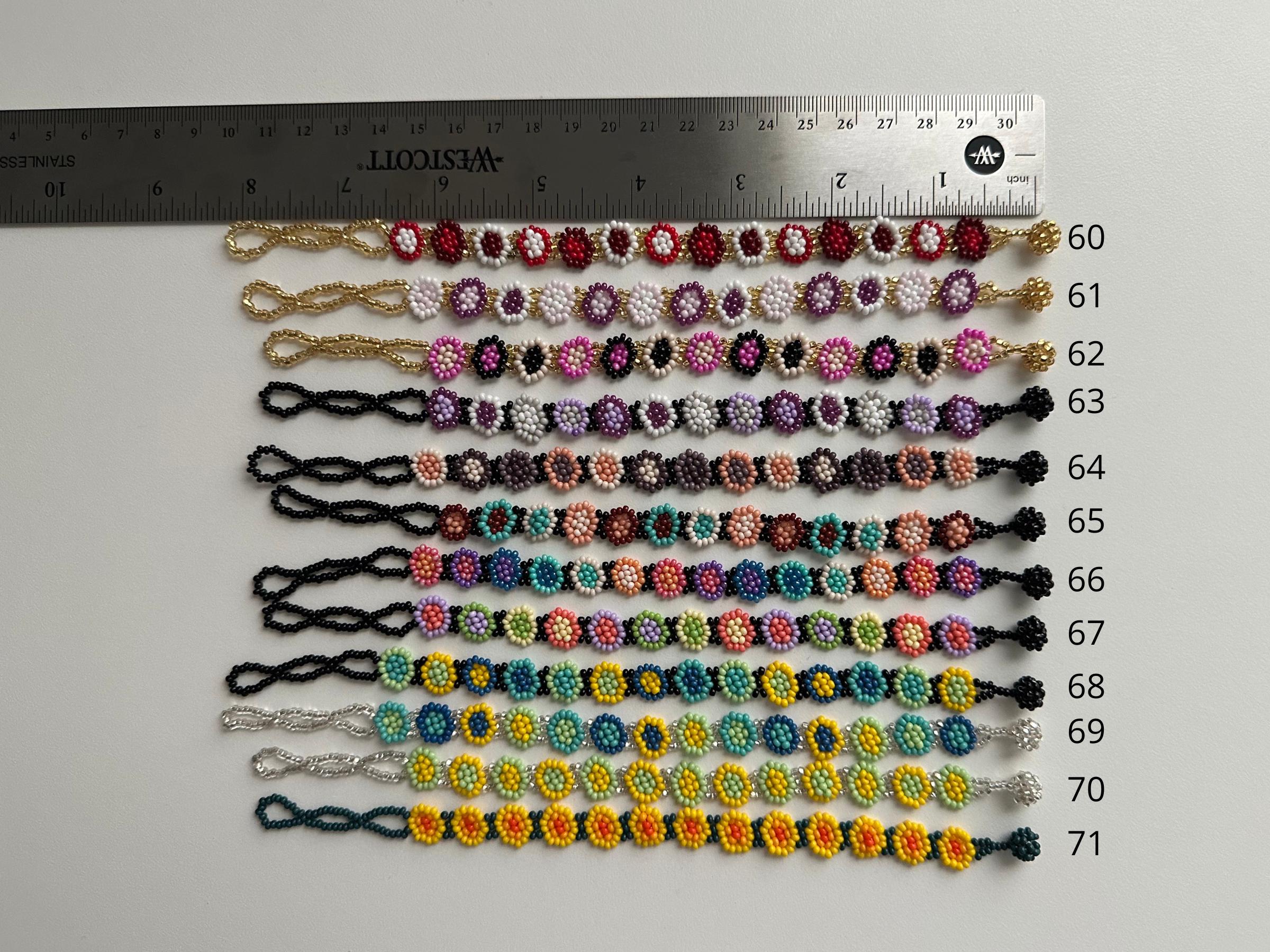 メキシコのウイチョル族の小さな（デイジー）フラワーブレスレット 2