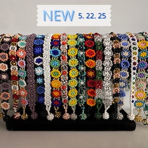 Pulsera Huichol Mexicana de Flores Pequeñas (Margarita) 2