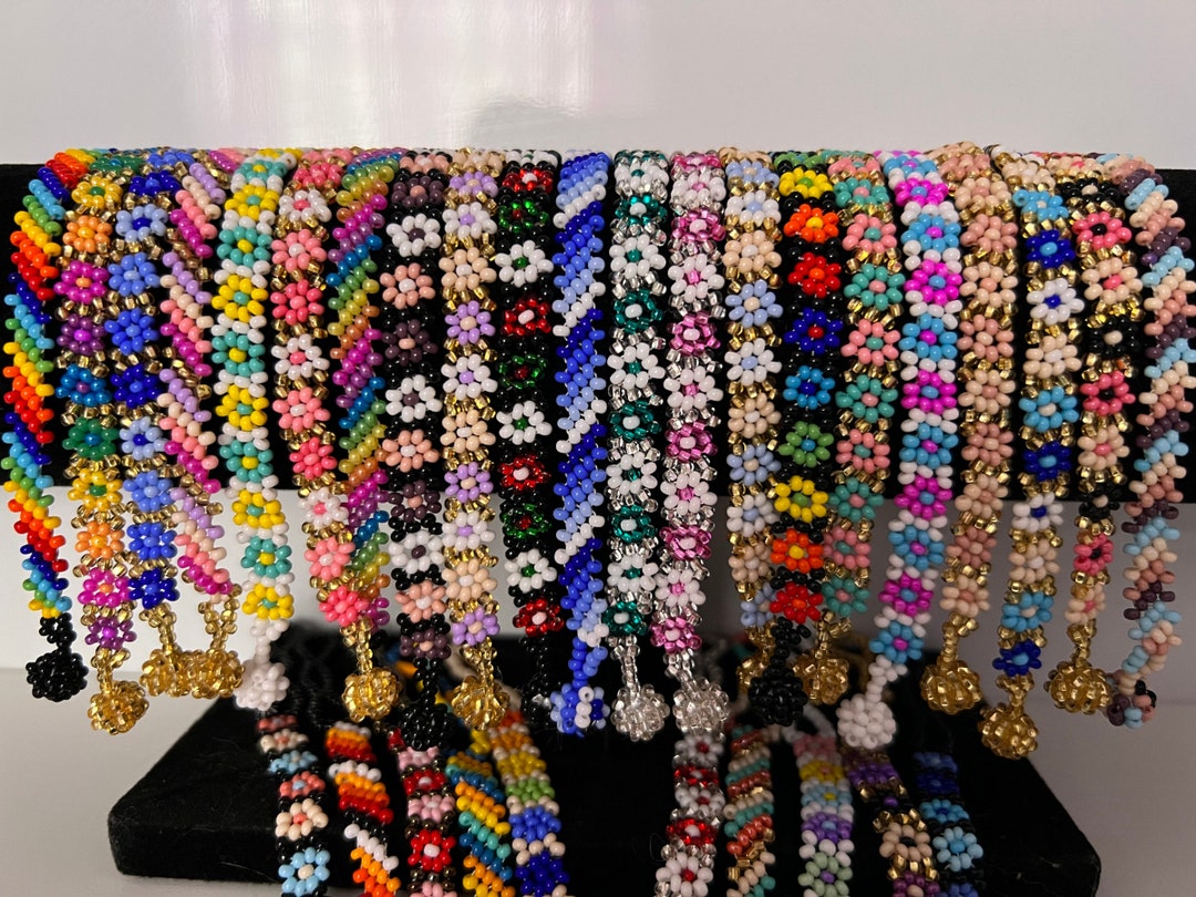 Buy Mexican Huichol Small (daisy) Flower Bracelet Online in India