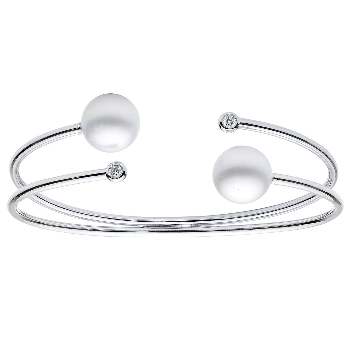 18K White Gold Pearl Bangle/ Bracelet 2 Diamonds totaling Etsy.de