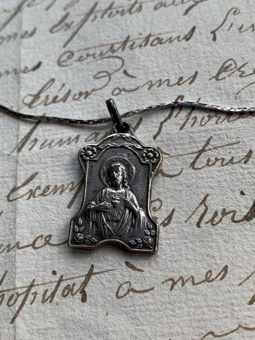 Français Antique Médaille Religieuse Collier Pendentif Sacré Cœur de Jésus en Or Blanc Plaquette Cha