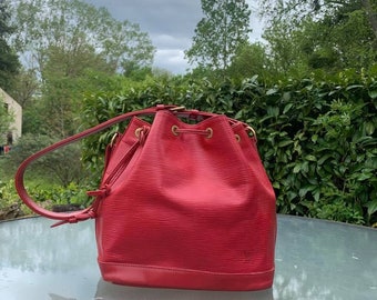 Louis Vuitton Bag epi leather Noe France Pairs Louis Vuitton red leather sac excellent condition Authentic LV bag Signed Numbered