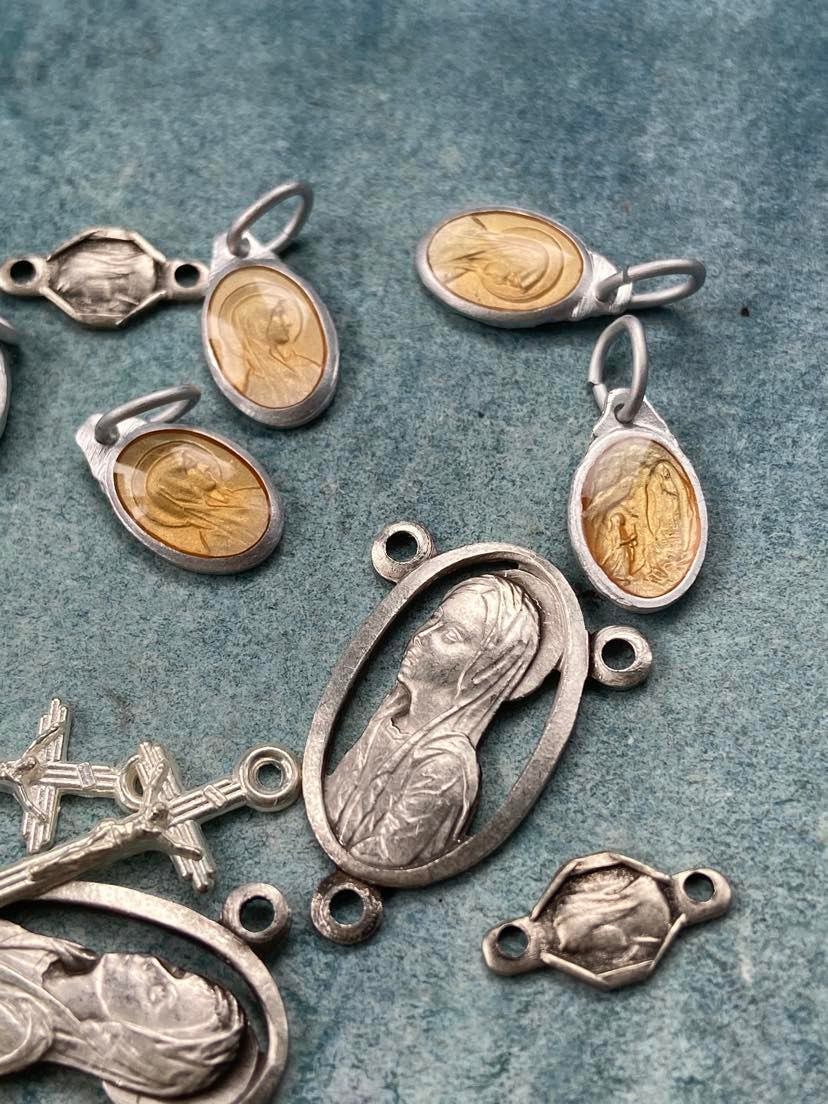 ロット 20 個 ヴィンテージ フランス 宗教メダル シルバー