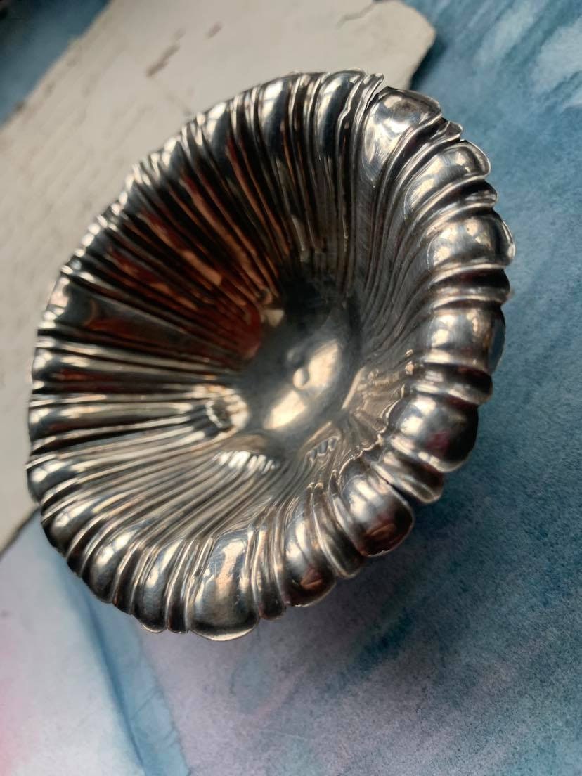 Français Antique Art Nouveau Argent Sterling Massif Fleur Repousse Plateau en Antique