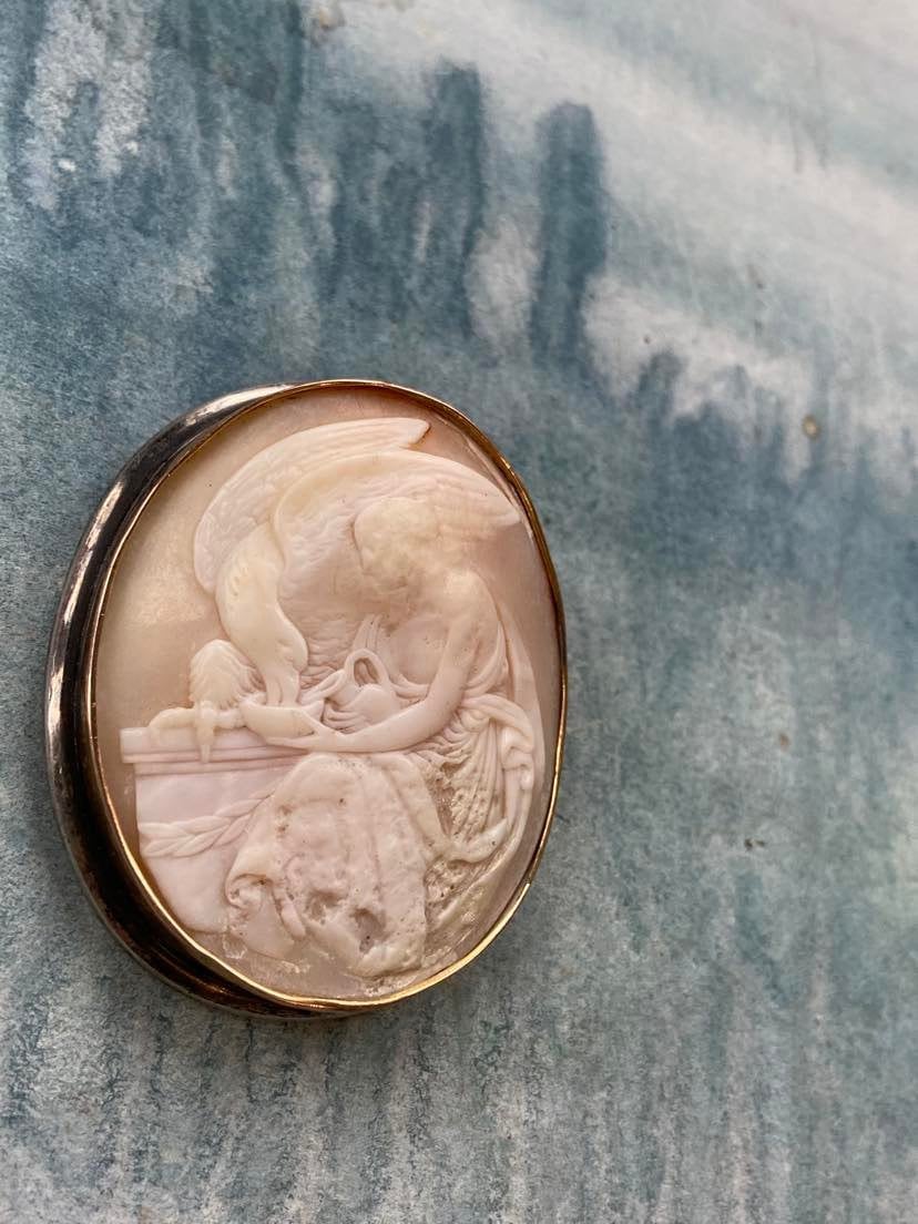 french antique 18K carat yellow solid brooch hand carved Cameo 19th century engraved sterling silver frame  miniature woman bird eagle cameo