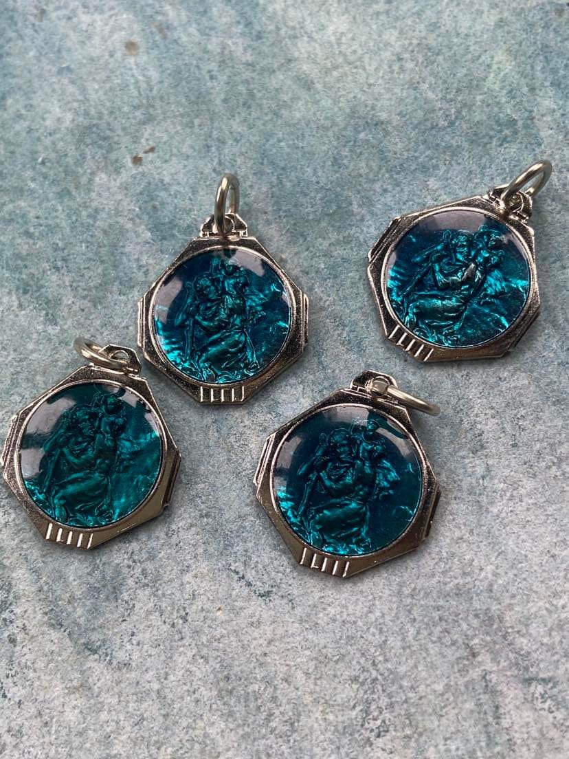 Lot de 4 pièces vintage médaille religieuse française bronze massif émail bleu pendentif medaille saint Christophe miraculeux France Lourdes