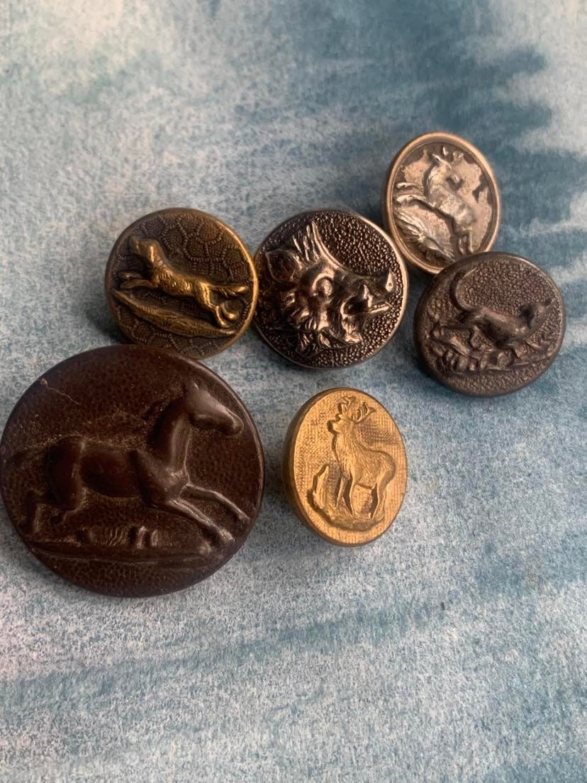 Lot 6Pcs Français Ancien Chien de Chasse Chasseur Bouton Métal Bouton Signé Cheval Sanglier Mouton L