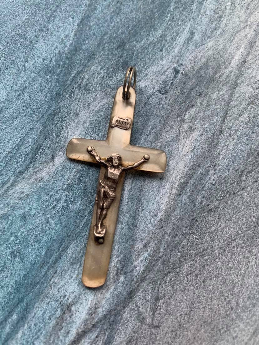 Rare Français Antique en Argent Sterling Du 19Ème Siècle et Nacre Crucifix Croix Pendentif Religieux