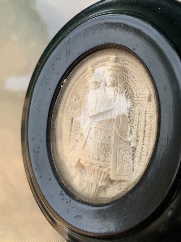 Français Antique Relique Religieuse Reliquaire Sainte Notre-Dame de Gardes Miniature à Ossature Bois