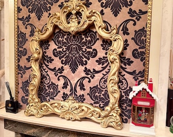 Barokke antieke gouden spiegel – elegante sierlijke wandspiegel, vintage woondecoratie, handgemaakte barokke spiegel – luxe lijst