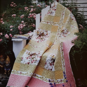 Easy, Make it Fast Digital Carolina Comfort quilt pattern, Flower floral quilt pattern, Beginner quilt pattern