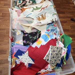 Scrap bag cotton quilt fabric 1 pound lb detashed small pieces cotton fabric