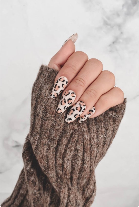 Leopard Print Press on Nails, Animal Print, Cheetah Print, Hand Painted  Nail Art, Gel Nails 