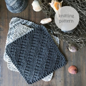 Ocean View Dishcloth Knitting Pattern image 1