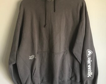 airwalk sweater