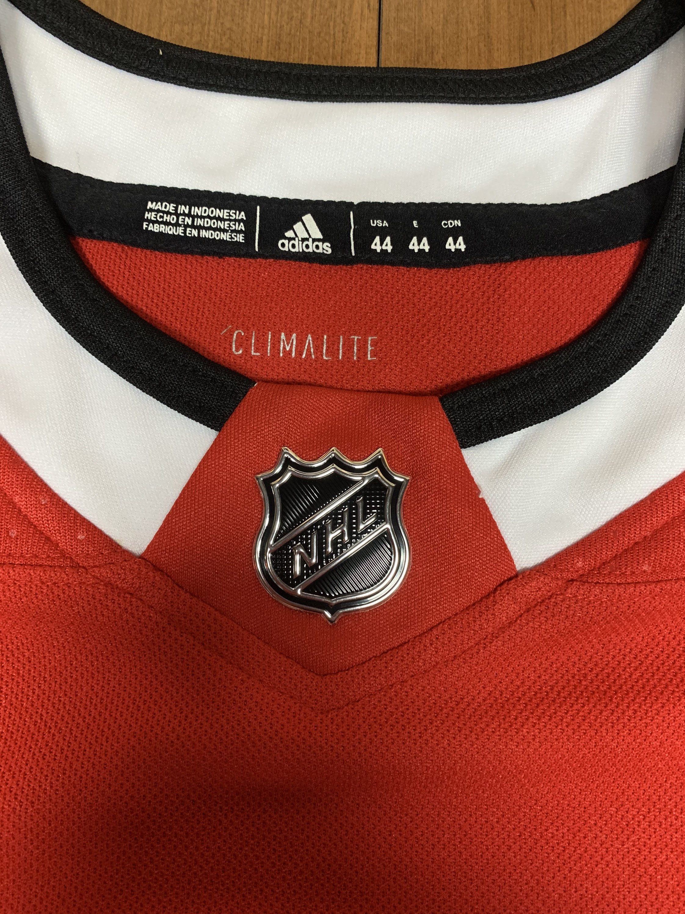 NHL Chicago Blackhawks Jersey With Fight Strap Embroidered -  Denmark