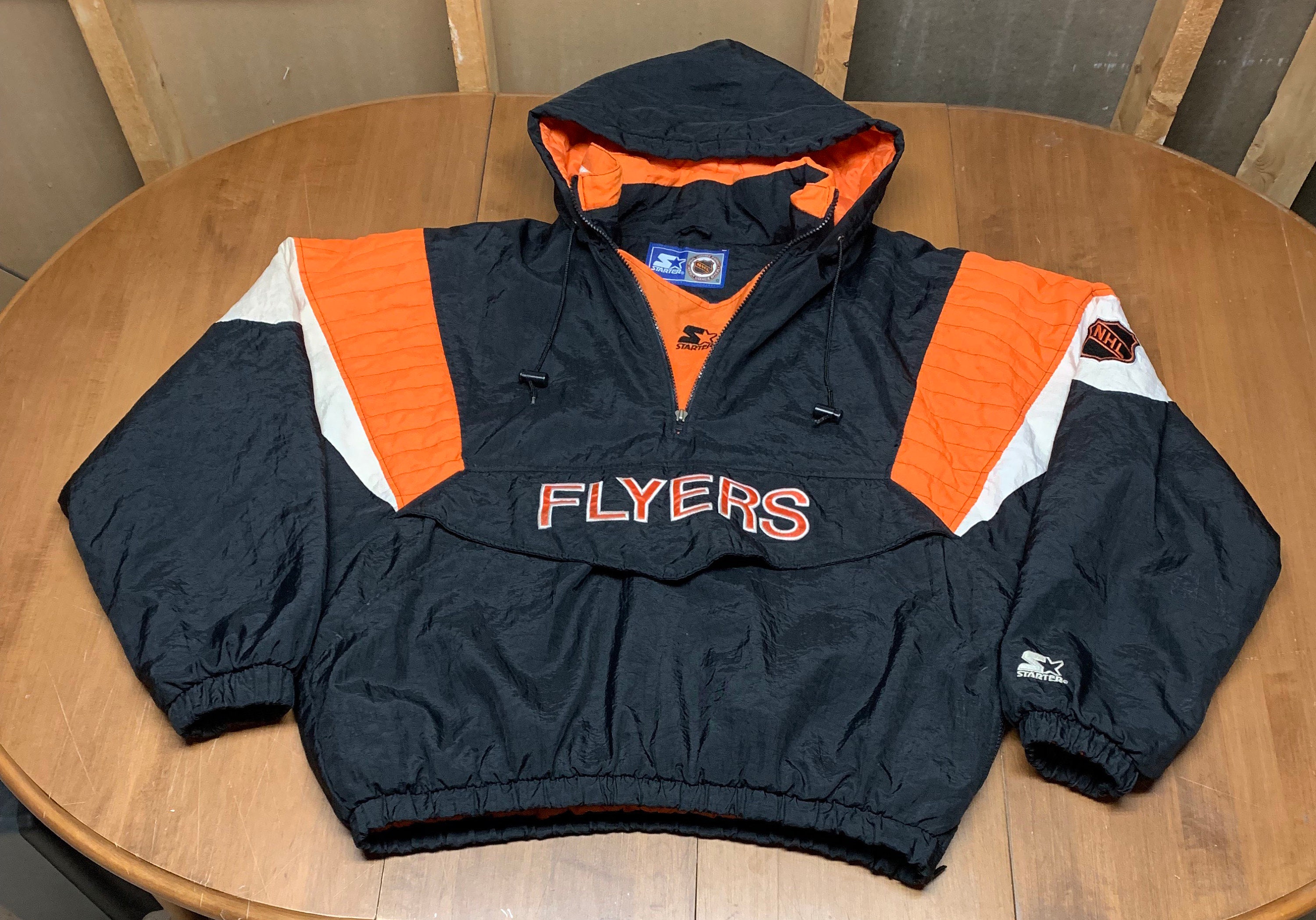 Starter Philadelphia Flyers White NHL Fan Apparel & Souvenirs for