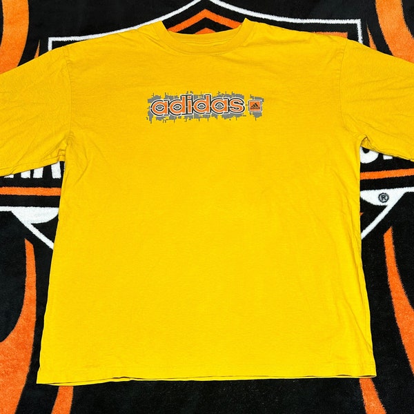 Y2K 2000’s Adidas T Shirt Size Adult XL