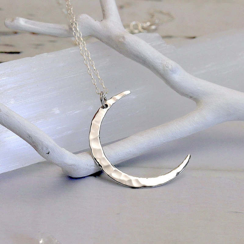 The moon Necklace