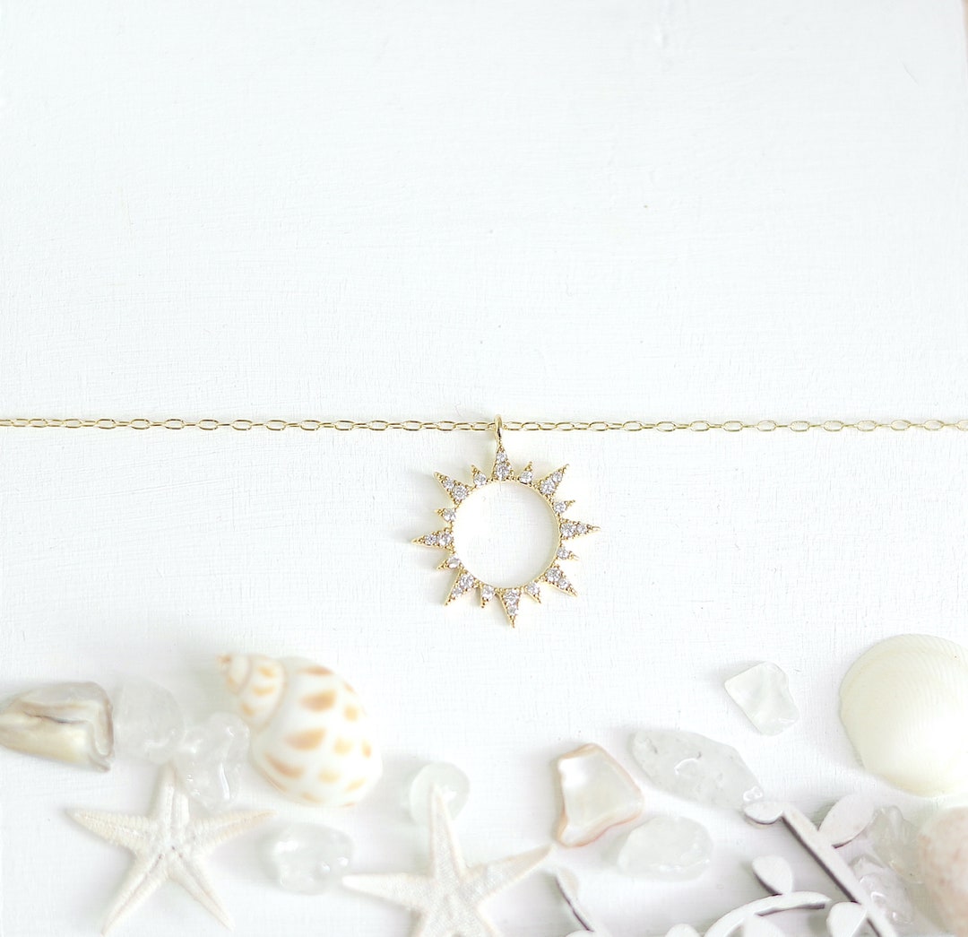 Inateannal Boho Sonne Halskette - Goldfarbene Spirale Anhänger Vintage