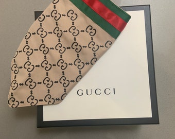 gucci dog scarf