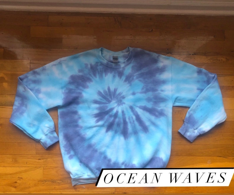 custom tie dye sweatsuit