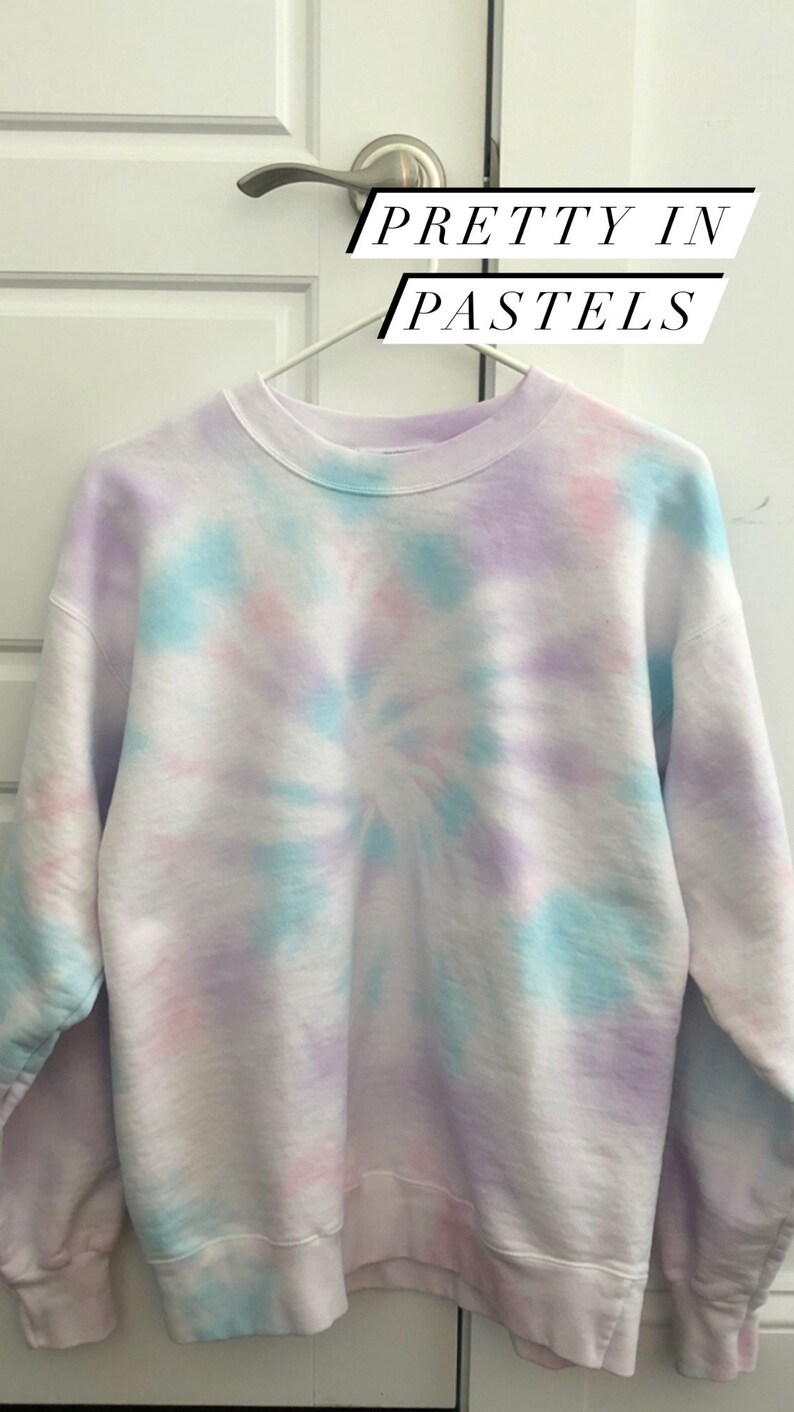 custom tie dye sweatsuit