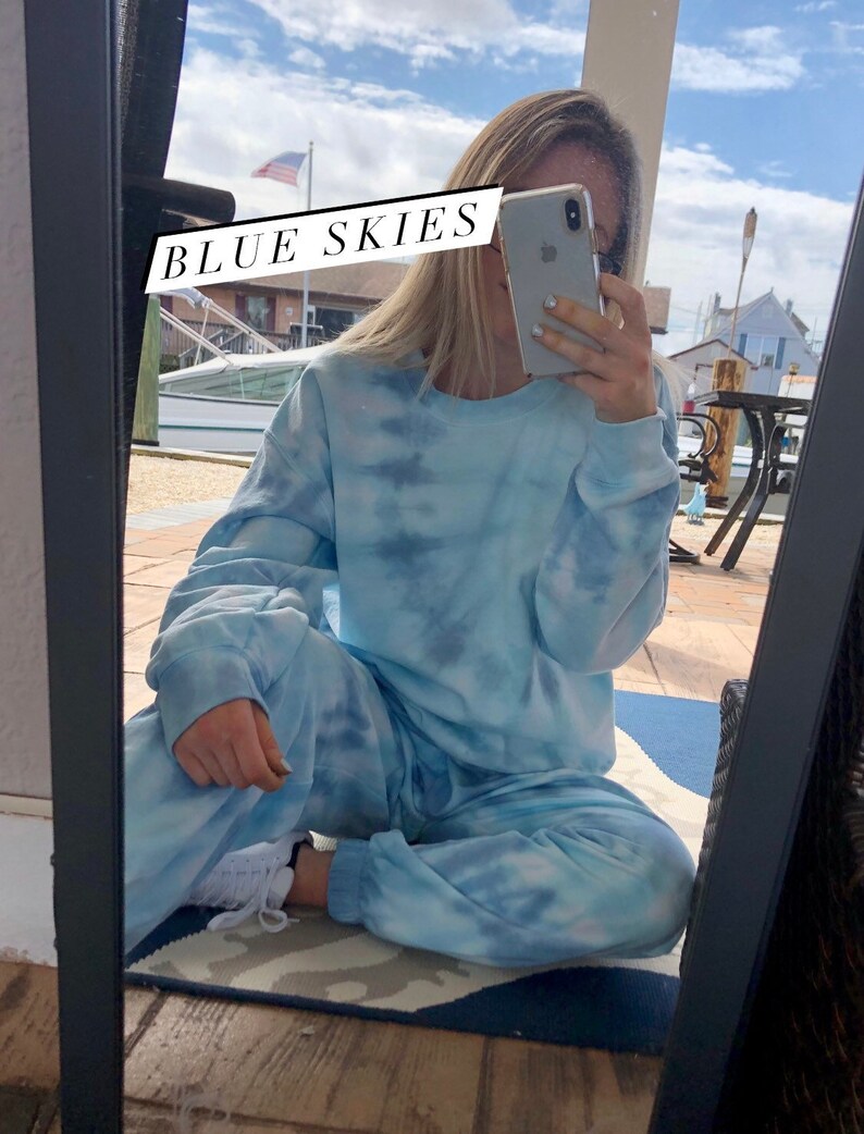custom tie dye sweatsuit
