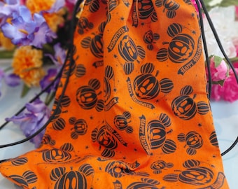 Halloween Winky Blinky Mickey Jack-o-Lantern, Fully lined Drawstring Bag/Backpack/Trick or Treat Bag.
