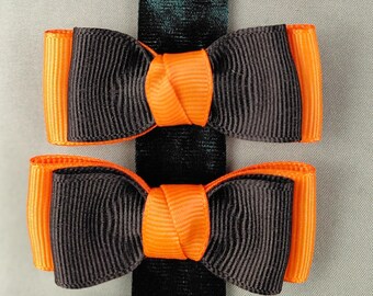 Double-pronged Hair Clip Pair, Black and Orange Halloween Double Bows