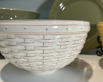 Longaberger Pottery Mixing Bowls Large 9” Cream and Butternut Yellow  Woven Reflections Basket Stoneware Bowls