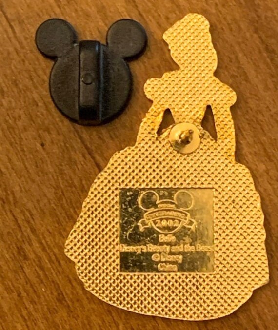 Vintage Disney Trading Pins & Universal Pins Characte… Gem