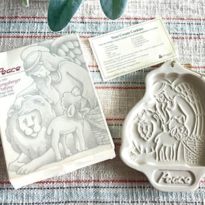 Longaberger Pottery Cookie Mold ~ Angel Series ~ 1993 “Peace” Made in USA ~ New Condition in Original Box