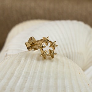 Gold Star Cluster Ear Studs | Celestial Earrings | 5 Tiny Stars Stud|Cluster Star Piercing|Gold Starburst|Sky Earrings|Gift for Her Earrings